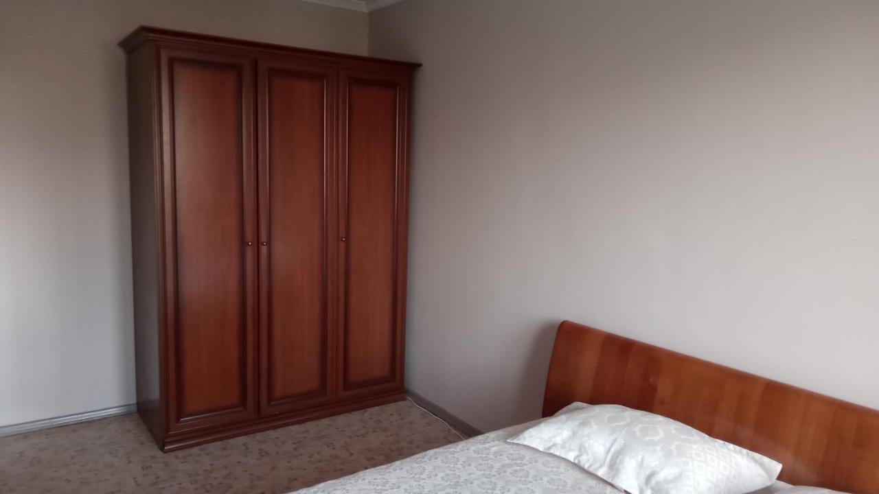Apartment Shevchenko Panfilova Αλμάτι Εξωτερικό φωτογραφία